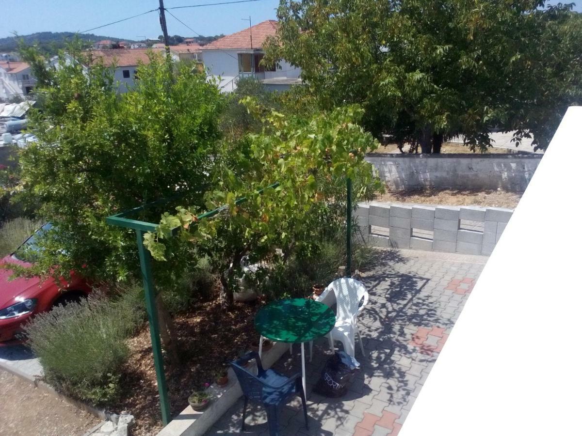 יזרה Apartman "Tatjana" מראה חיצוני תמונה