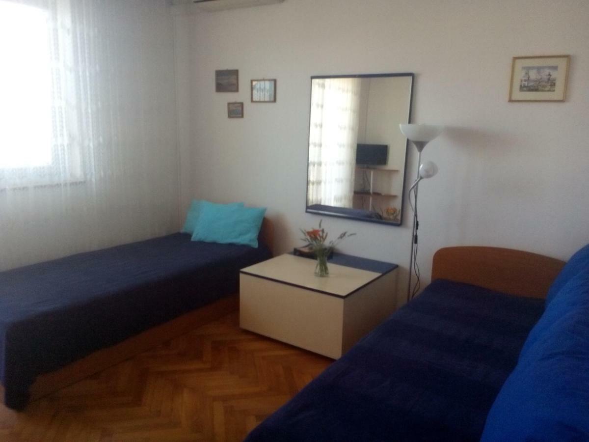 יזרה Apartman "Tatjana" מראה חיצוני תמונה